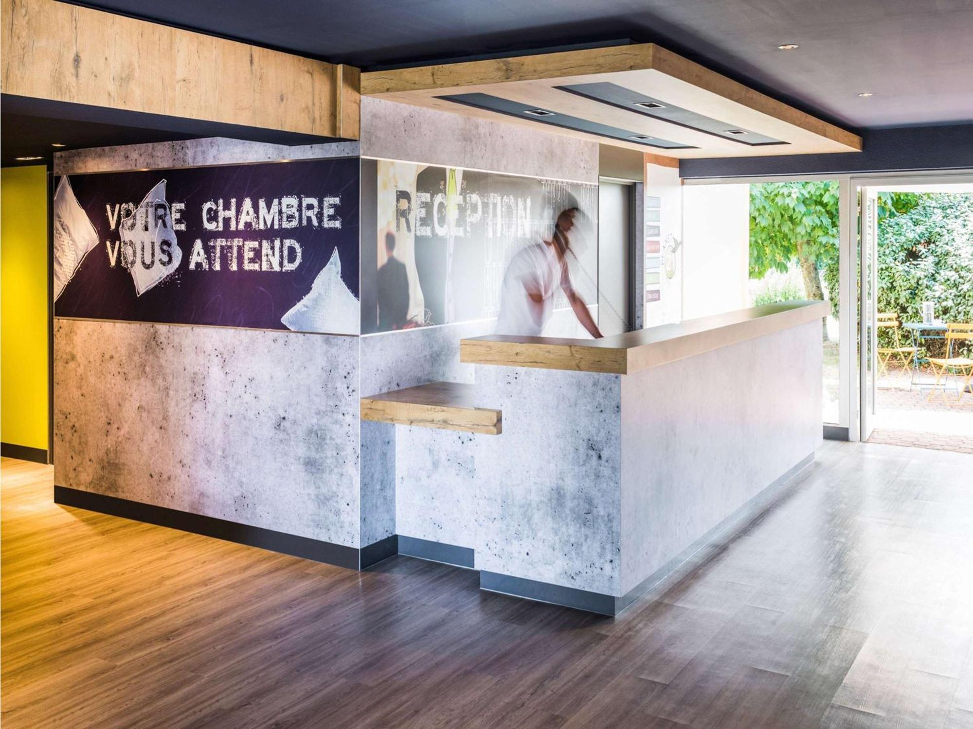 Ibis Budget Ванн Экстерьер фото
