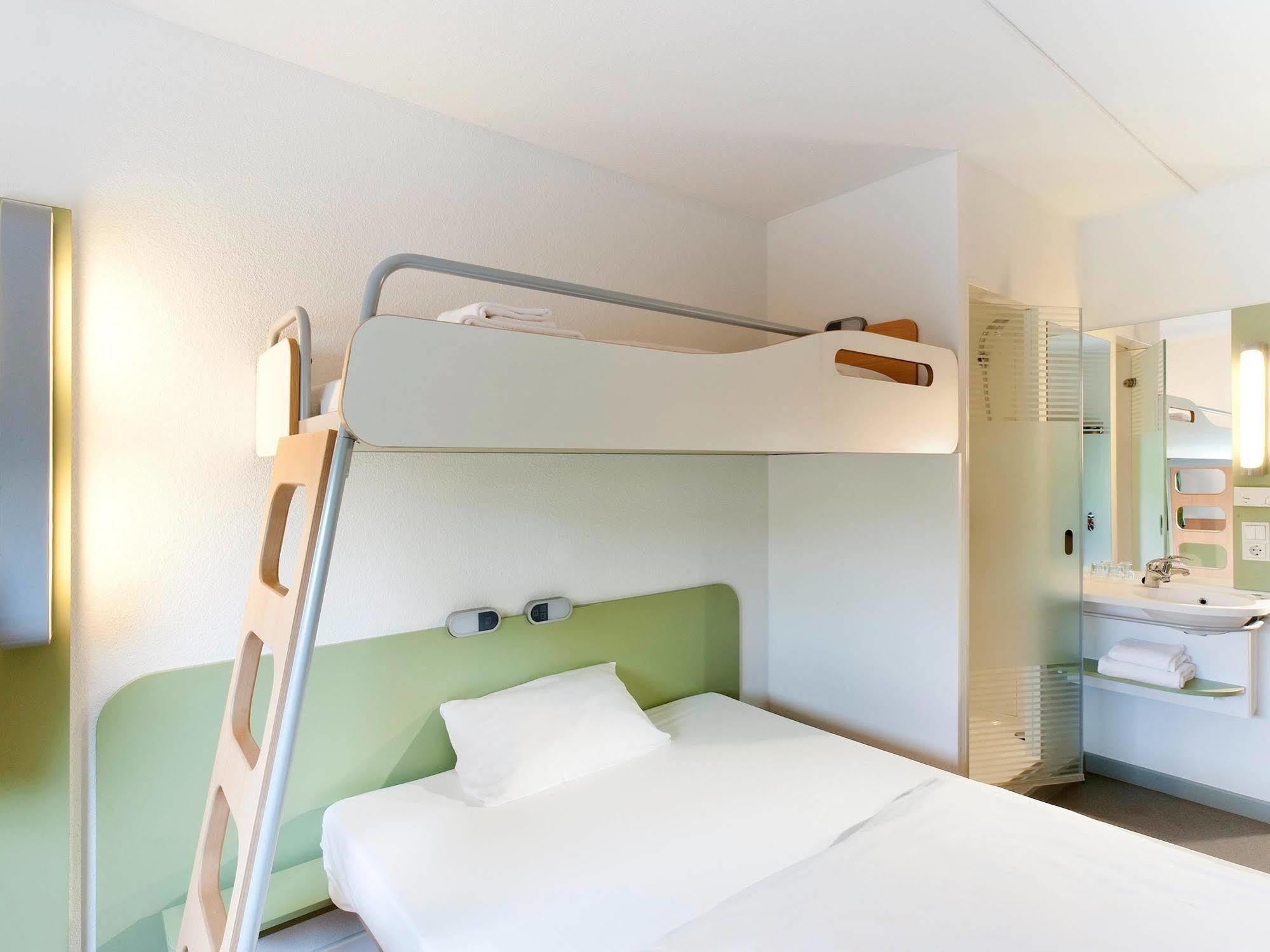 Ibis Budget Ванн Экстерьер фото